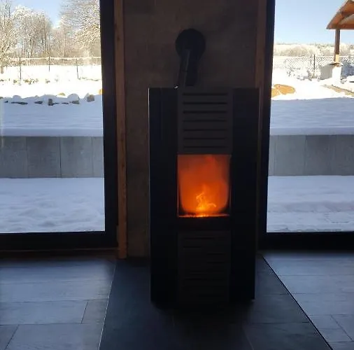 Vogelsberger Zirbenstueberl Feriehus *